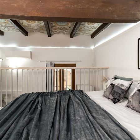 Apartamento Charming Frescoed Loft Bolonia Exterior foto