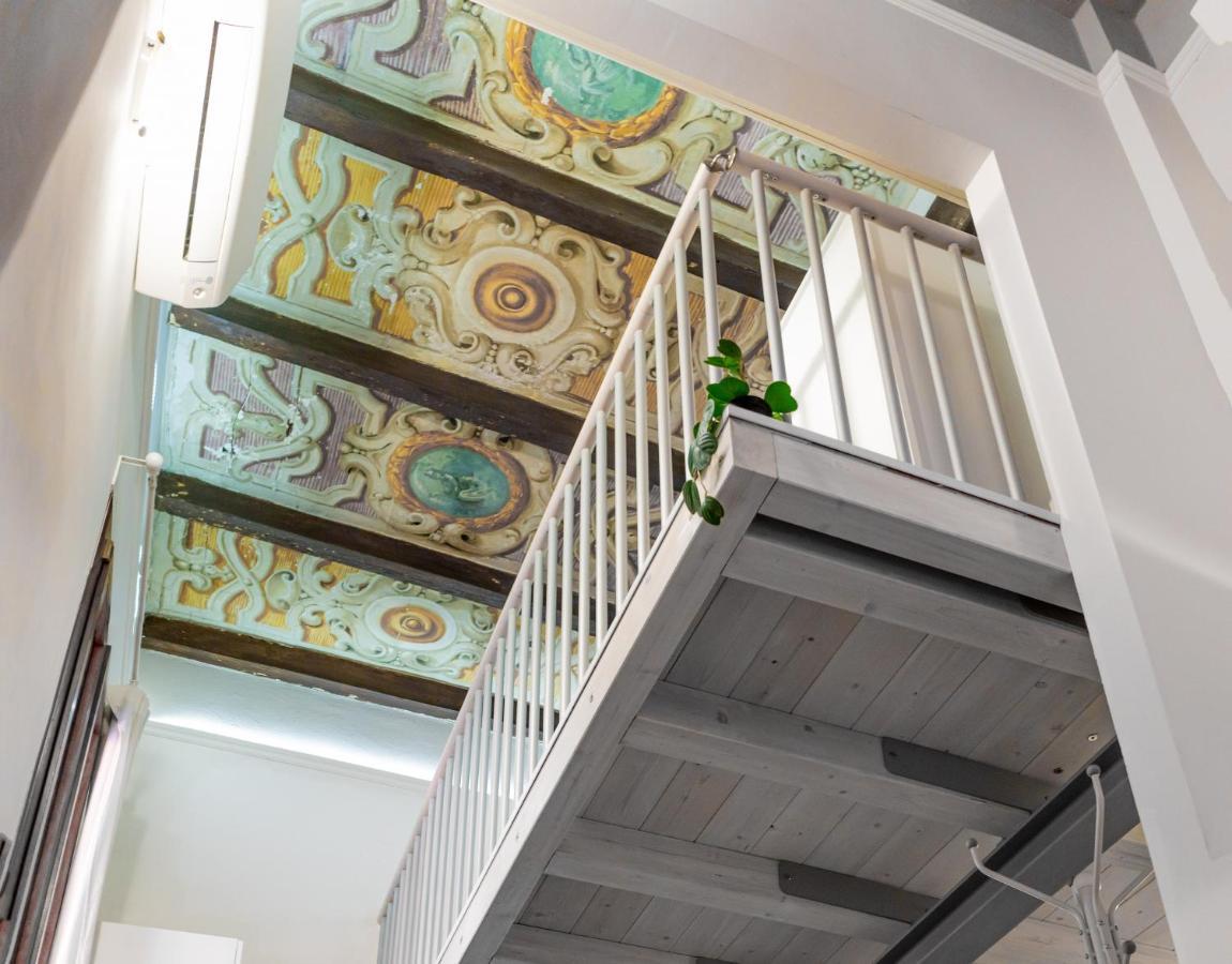 Apartamento Charming Frescoed Loft Bolonia Exterior foto